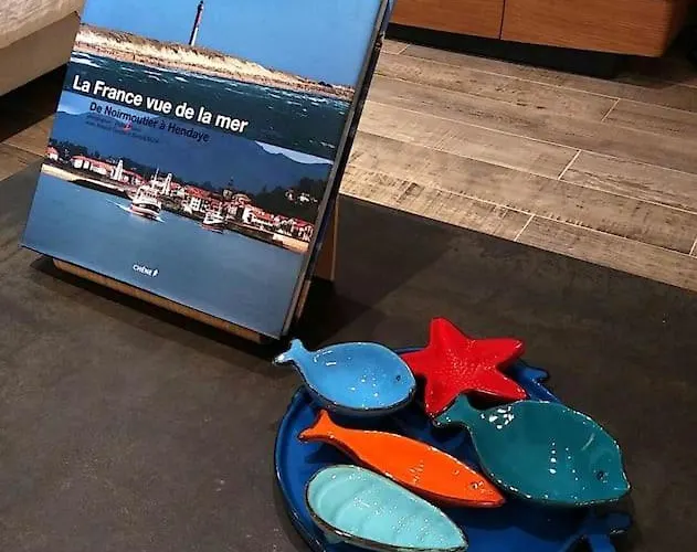 M Comme Maison A La * 라론드레모레