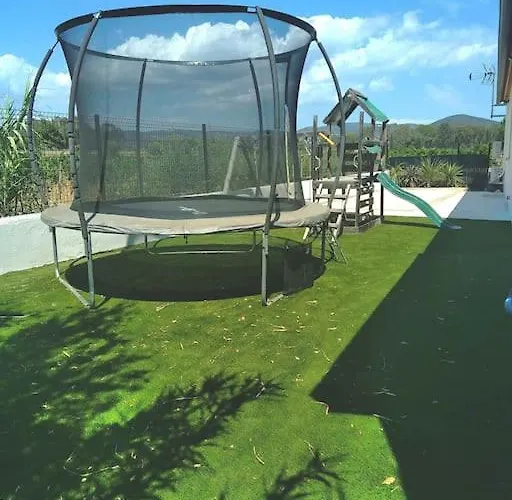 M Comme Maison A La 빌라 라론드레모레